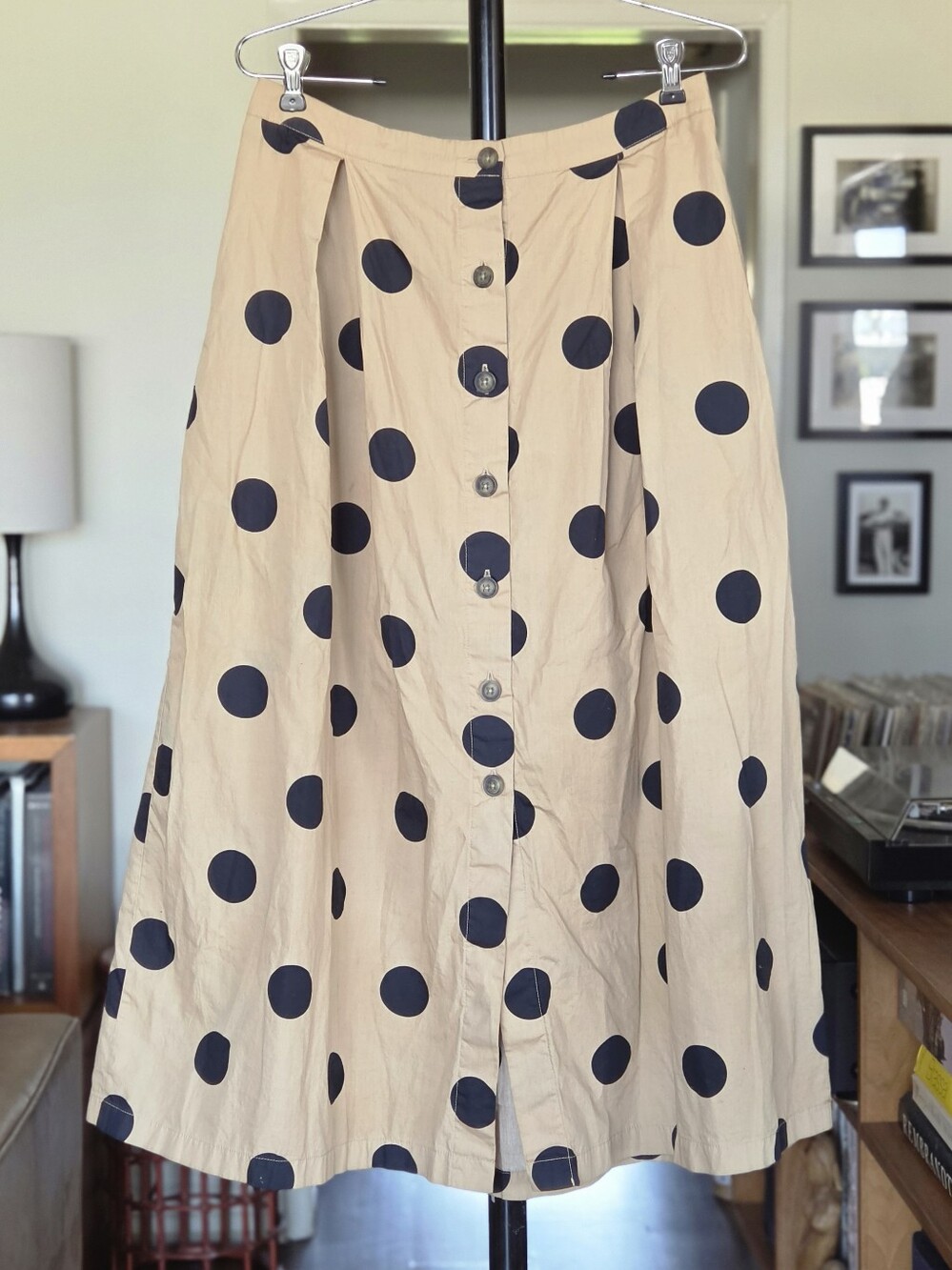 Who What Wear Beige Maxi Skirt with Black Polka Dots - Picture 1 of 5